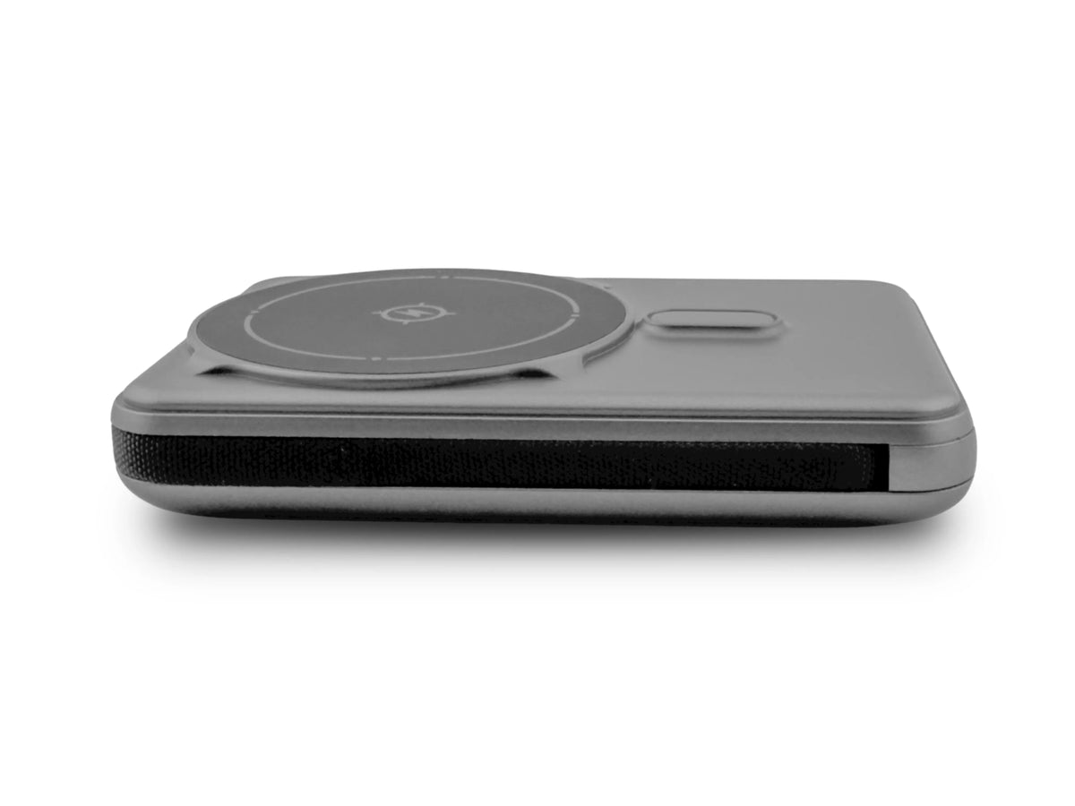 The Urban Geek Wireless 4 - in - 1 Power Bank with 10,000 mAh Capacity