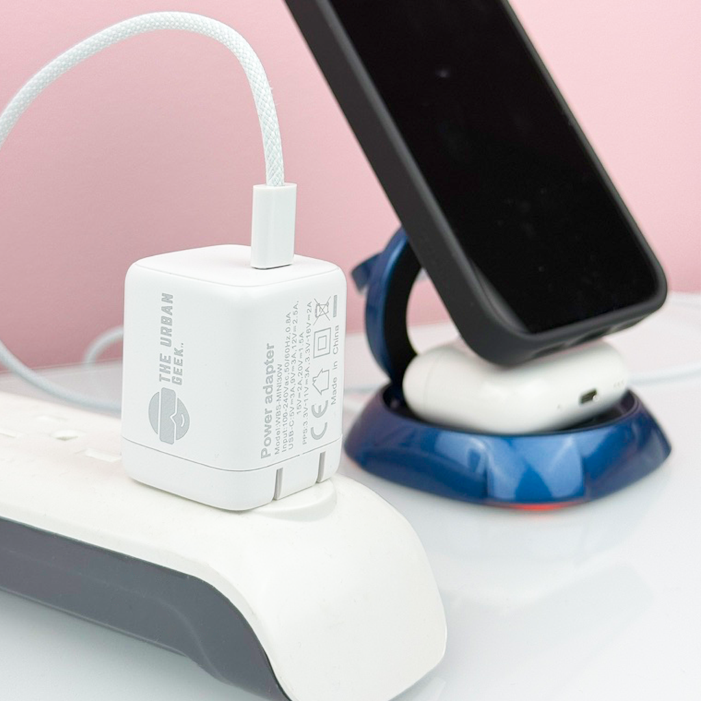 Adaptador de corriente de 30 W de Urban Geek